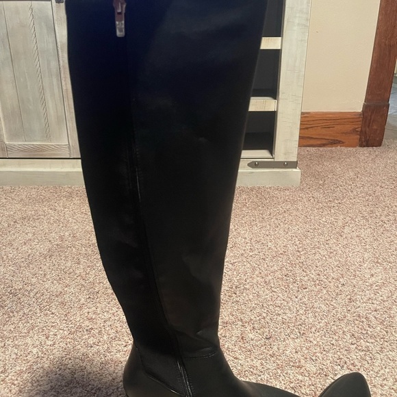 Stylish black boots with block heel size 9 - Picture 5 of 6